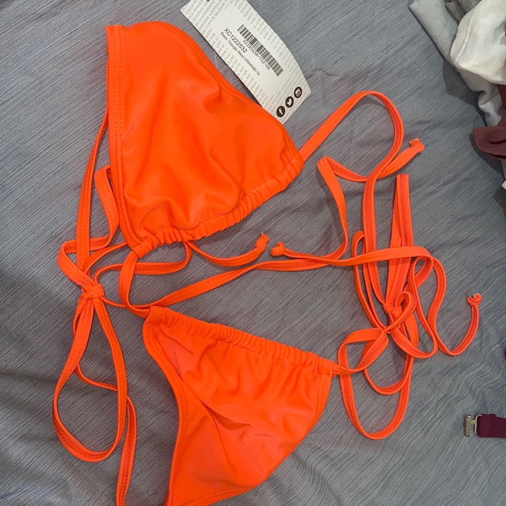 Boohoo bikini top